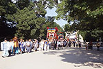産須奈大祭の行列
